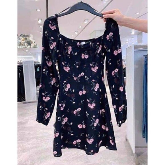 Short Floral Dress H&M 8 - Picture 4 of 5